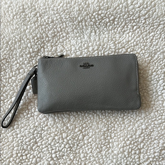 Coach Double Zip Pebbled Leather Wallet Wristlet Heathered Gray - Picture 1 of 9